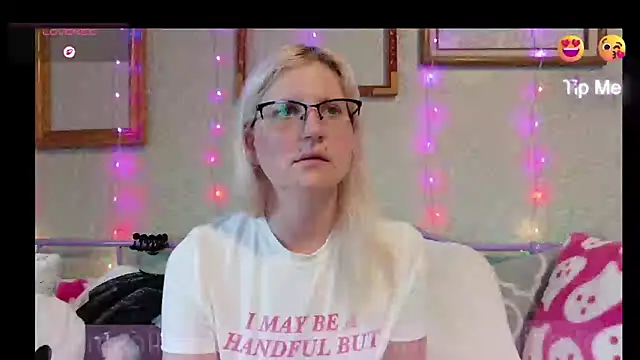 samanthamalichite online show from June 2026 12:38:02 PM