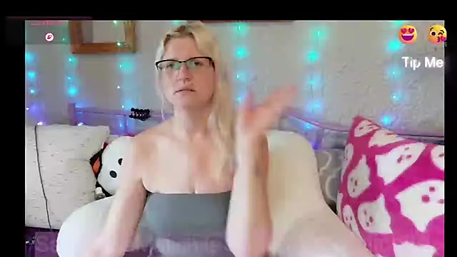 samanthamalichite online show from June 2026 12:49:02 PM