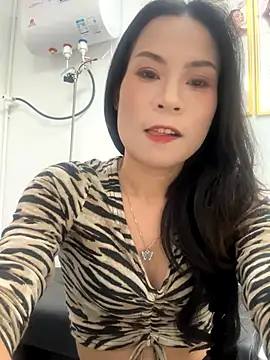 Snapshot of Baby-mmm chatting on October 2025 07:51:01 AM Baby-mmm online show from October 2025 07:51:01 AM