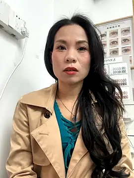 Snapshot of Baby-mmm chatting on November 2025 05:40:02 AM Baby-mmm online show from November 2025 05:40:02 AM