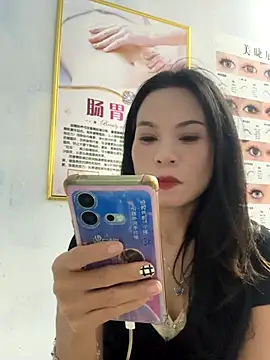 Snapshot of Baby-mmm chatting on October 2025 12:49:02 PM Baby-mmm online show from October 2025 12:49:02 PM