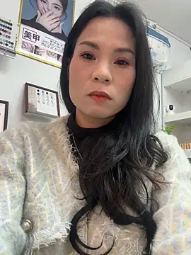 Baby-mmm online show from March 2026 06:52:01 AM