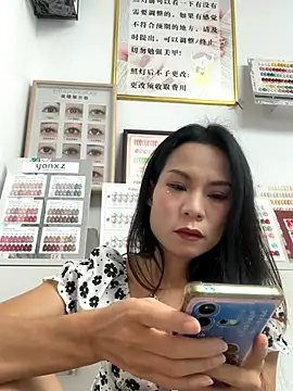 Snapshot of Baby-mmm chatting on September 2025 03:56:01 AM Baby-mmm online show from September 2025 03:56:01 AM