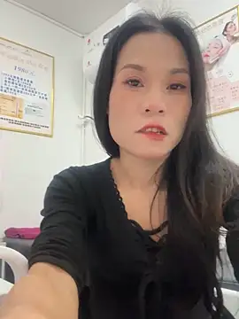 Snapshot of Baby-mmm chatting on November 2025 03:51:04 AM Baby-mmm online show from November 2025 03:51:04 AM