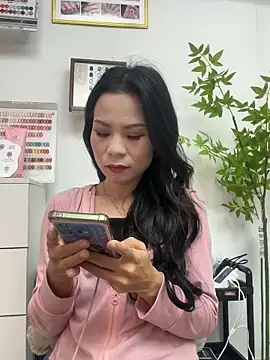 Snapshot of Baby-mmm chatting on November 2025 03:44:01 AM Baby-mmm online show from November 2025 03:44:01 AM