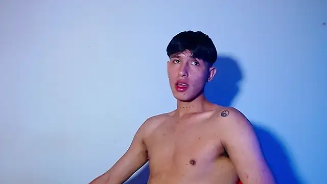 rowanbigboy23 online show from November 2025 09:08:02 PM