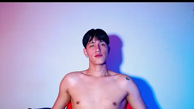 rowanbigboy23 online show from December 2025 04:41:01 PM