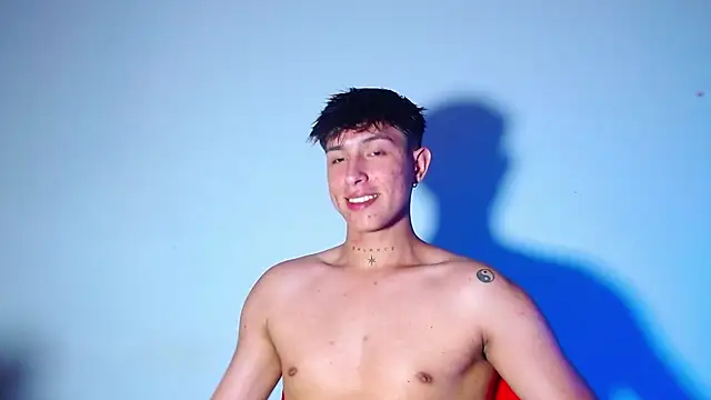 rowanbigboy23 online show from February 2026 12:32:02 AM