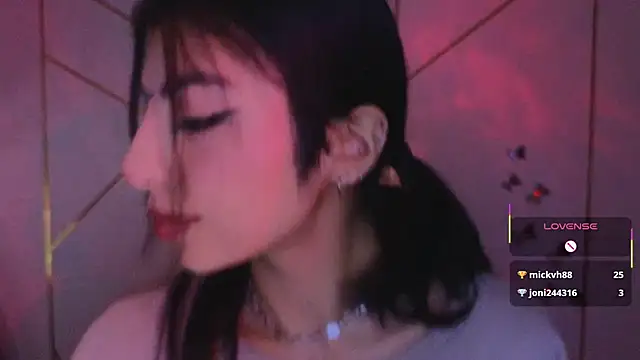 Hollyxx  online show from November 2025 10:46:01 PM