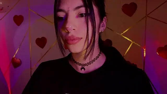 Hollyxx  online show from February 2026 02:28:01 PM