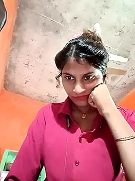 Snapshot of Jyoti_thakurr chatting on September 2025 05:10:01 AM Jyoti thakurr online show from September 2025 05:10:01 AM