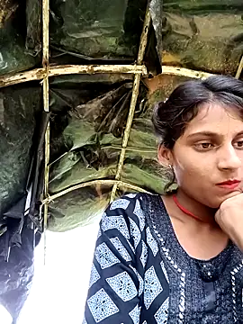 Snapshot of Jyoti_thakurr chatting on September 2025 06:46:01 AM Jyoti thakurr online show from September 2025 06:46:01 AM