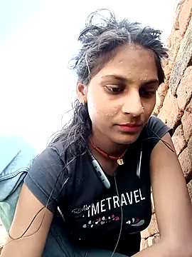 Snapshot of Jyoti_thakurr chatting on September 2025 03:40:02 AM Jyoti thakurr online show from September 2025 03:40:02 AM