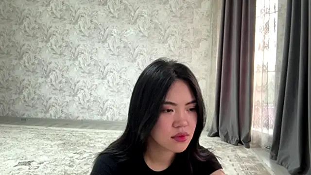 Snapshot of MIMIMary chatting on October 2025 12:07:02 PM MIMIMary online show from October 2025 12:07:02 PM