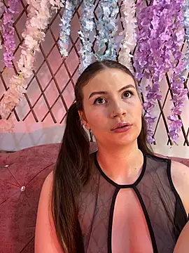 Snapshot of Tegui-sc chatting on November 2025 03:43:01 AM Tegui-sc online show from November 2025 03:43:01 AM