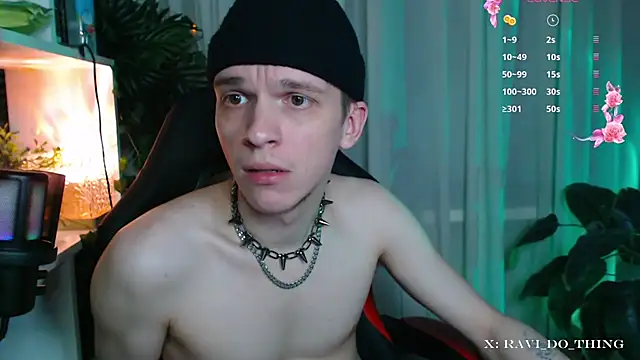 frozen boy online show from November 2025 04:32:01 PM