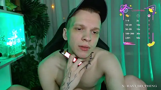 frozen boy online show from December 2025 04:57:01 PM