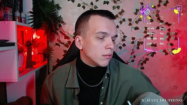 Snapshot of frozen_boy chatting on September 2025 04:02:02 PM frozen boy online show from September 2025 04:02:02 PM