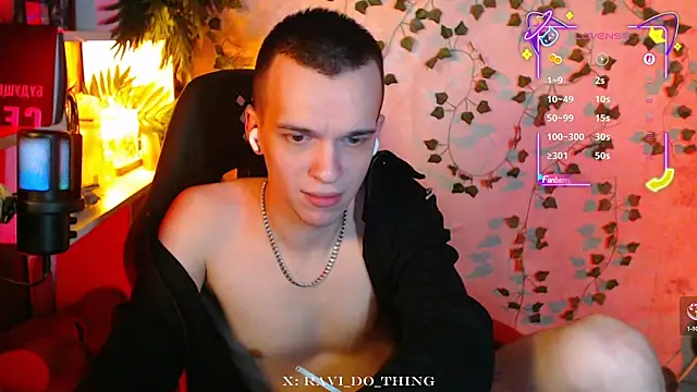 Snapshot of frozen_boy chatting on September 2025 04:07:01 PM frozen boy online show from September 2025 04:07:01 PM