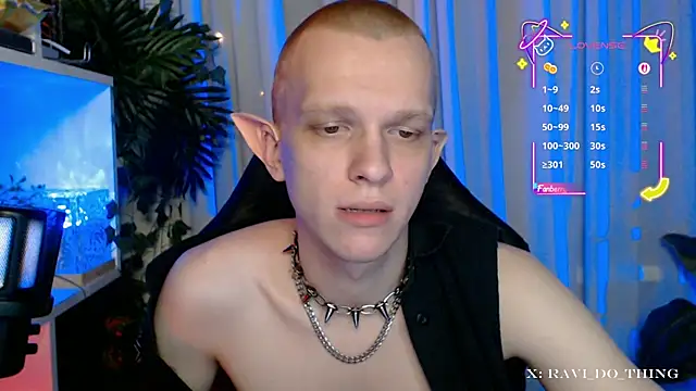 frozen boy online show from November 2025 08:09:02 PM