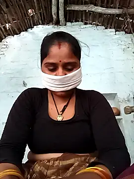 Sheema tyagi online show from November 2025 04:05:02 AM