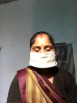 Sheema tyagi online show from November 2025 11:43:02 AM