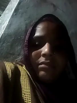 Sheema tyagi online show from November 2025 04:34:02 PM