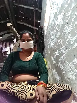 Sheema tyagi online show from October 2025 07:18:01 AM