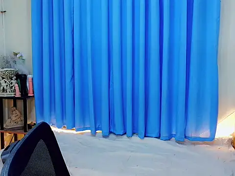 sassymimi69 online show from April 2026 01:15:01 PM