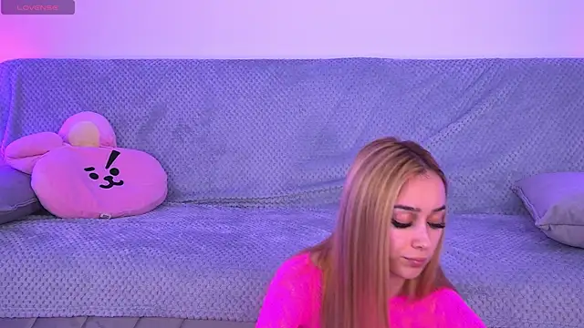 AmyKent  online show from April 2026 02:54:01 PM