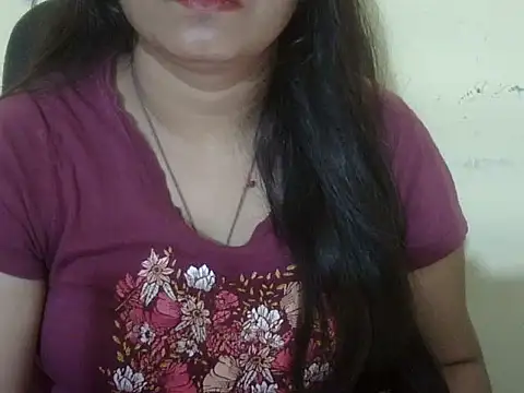 Aanya Hazel online show from November 2025 10:10:01 PM