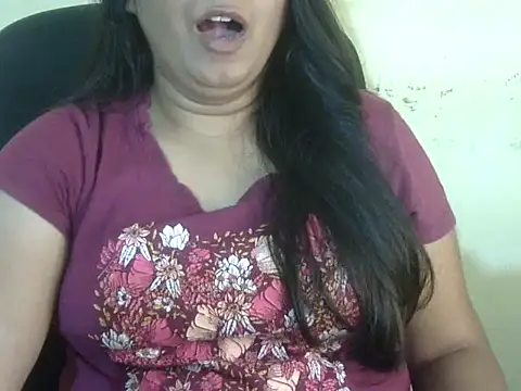 Aanya Hazel online show from October 2025 08:08:01 PM