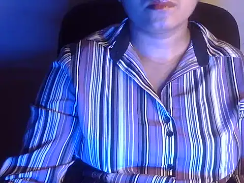 Aanya Hazel online show from September 2025 10:17:02 PM