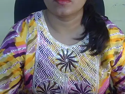 Aanya Hazel online show from October 2025 07:04:02 PM
