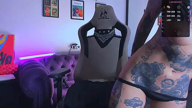 crazy Babyy6996 online show from September 2025 10:54:02 AM