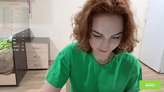 Snapshot of lady_linaa chatting on September 2025 04:02:02 PM lady linaa online show from September 2025 04:02:02 PM