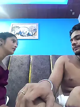 romantic couple1 online show from September 2025 01:39:02 AM