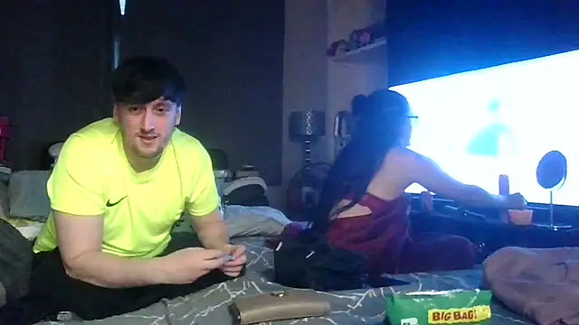 scottishcouple2002 online show from October 2025 04:41:02 PM