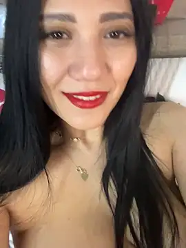 PrincessYYara online show from April 2026 12:23:01 PM