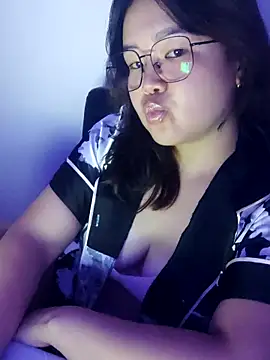 Snapshot of Innogin chatting on October 2025 04:52:01 PM Innogin online show from October 2025 04:52:01 PM