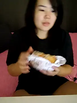 Snapshot of Innogin chatting on November 2025 12:31:02 PM Innogin online show from November 2025 12:31:02 PM