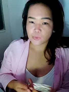 Snapshot of Innogin chatting on October 2025 04:39:02 PM Innogin online show from October 2025 04:39:02 PM