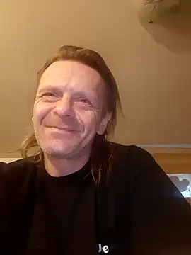 Kuba Gd online show from February 2025 02:33:02 PM