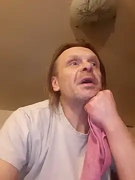 Kuba Gd online show from March 2025 09:08:02 PM