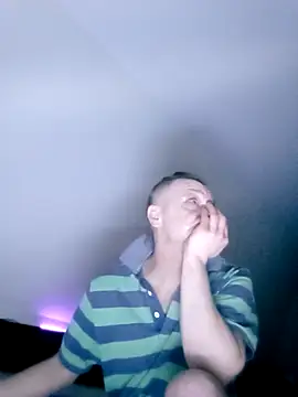 Kuba Gd online show from April 2026 10:11:02 PM