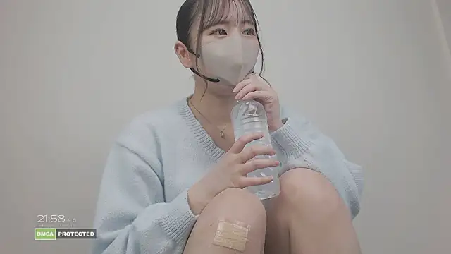 CocoaMilk18 online show from March 2026 01:00:02 PM