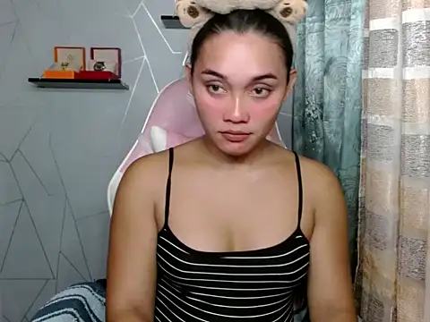 Snapshot of asian_cumstarrhian chatting on October 2025 01:26:01 AM asian cumstarrhian online show from October 2025 01:26:01 AM