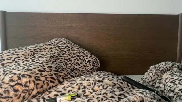 Renita2007x online show from March 2026 05:48:01 PM