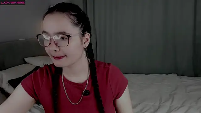 WildaBisom online show from October 2025 01:29:02 AM