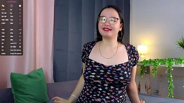 WildaBisom online show from September 2025 01:39:01 AM